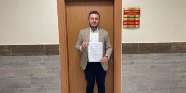 99d12e8b-acf7-496d-aa3f-cf63f81ff46e