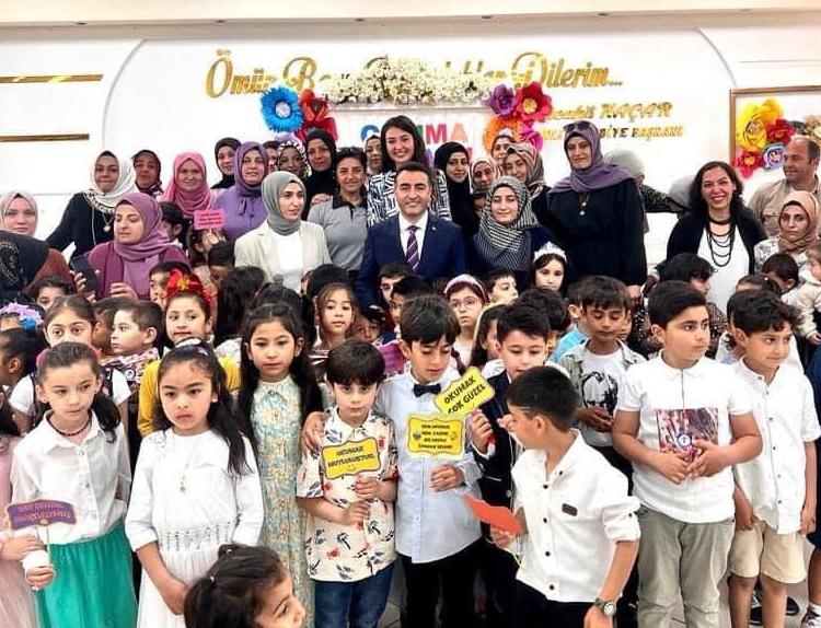 BAŞKAN KAÇAR ÖĞRENCİLERLE BİR ARAYA GELDİ