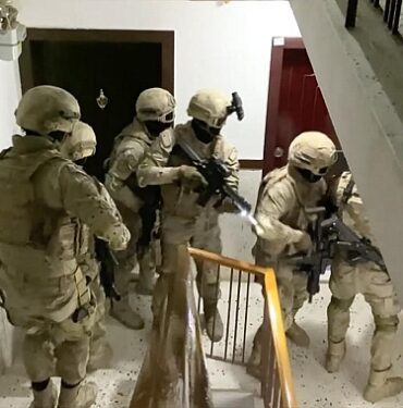 urfa-dahil-44-ilde-zehir-tacirlerine-narkoguc-operasyonu-85